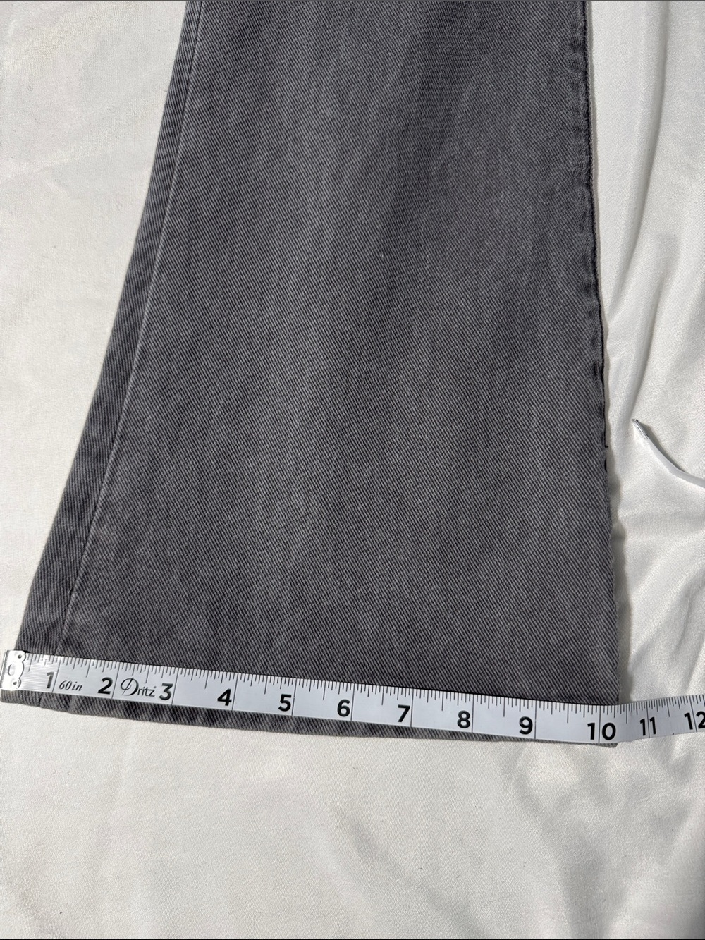 Ética Nina High Rise Flare Jeans Stormy Skies Gray Wash NWT Size 25 Sustainable - Picture 10 of 10